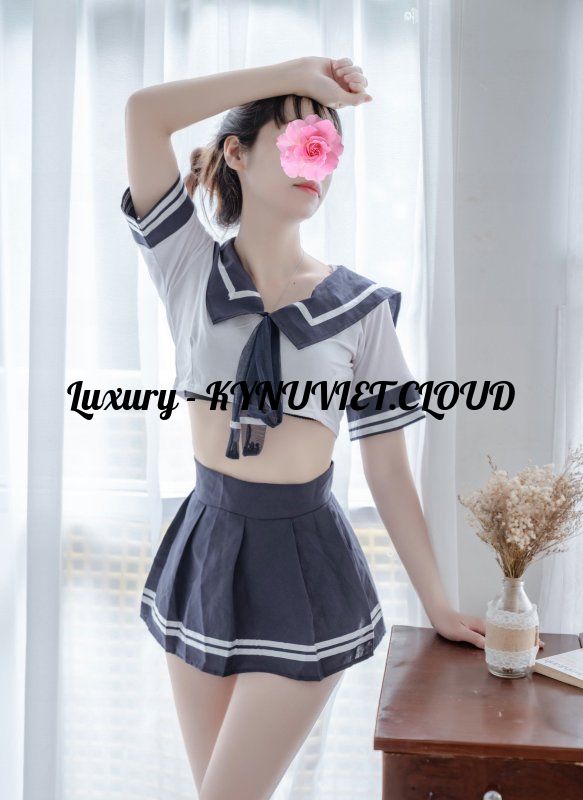 co-hoc-sinh-thuy-tien-dang-yeu-nong-bong-ngot-nuoc-danh-tang-ae-1668095-original.jpg
