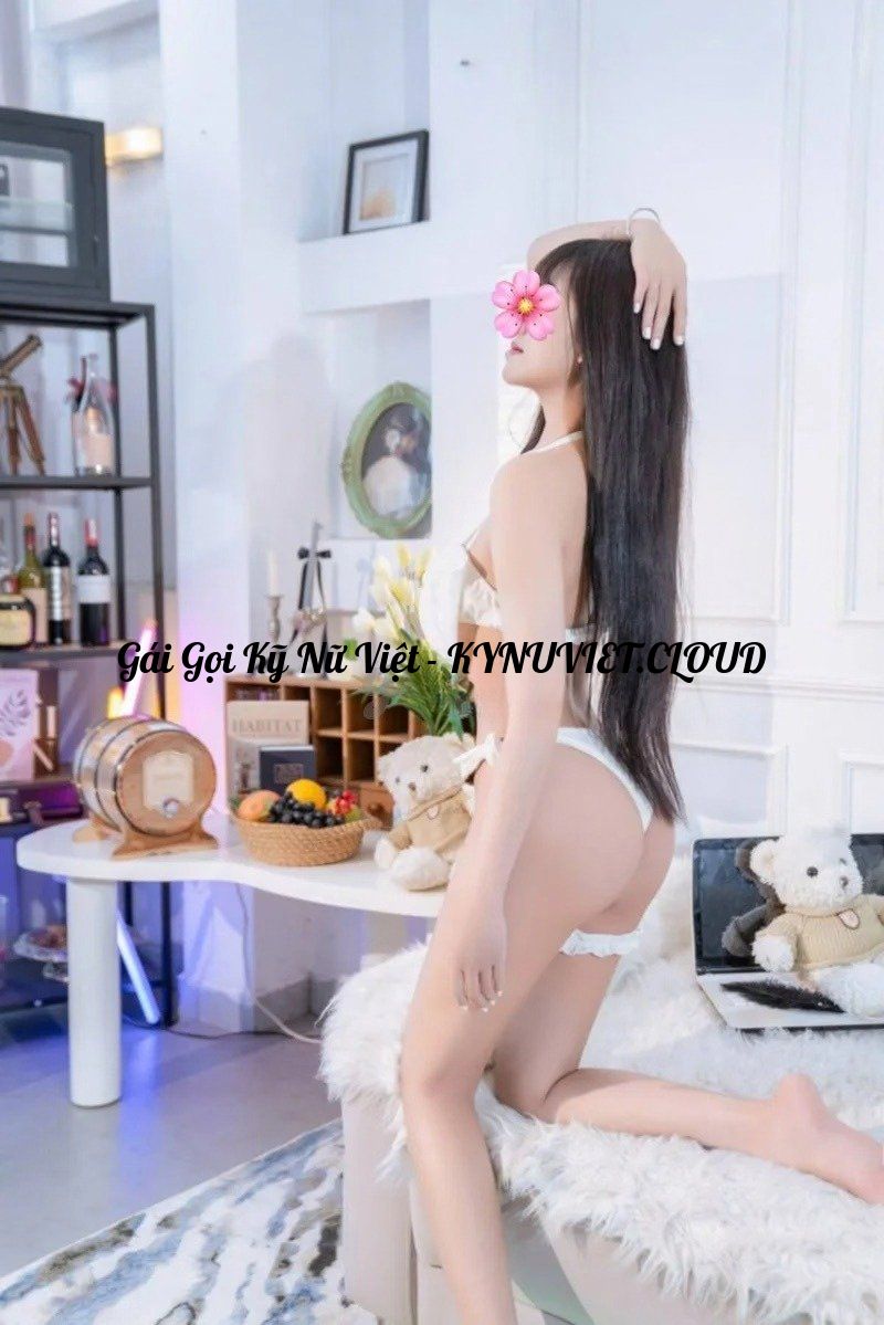 gaigu8 - 1784250414 – Đã sửa.jpg