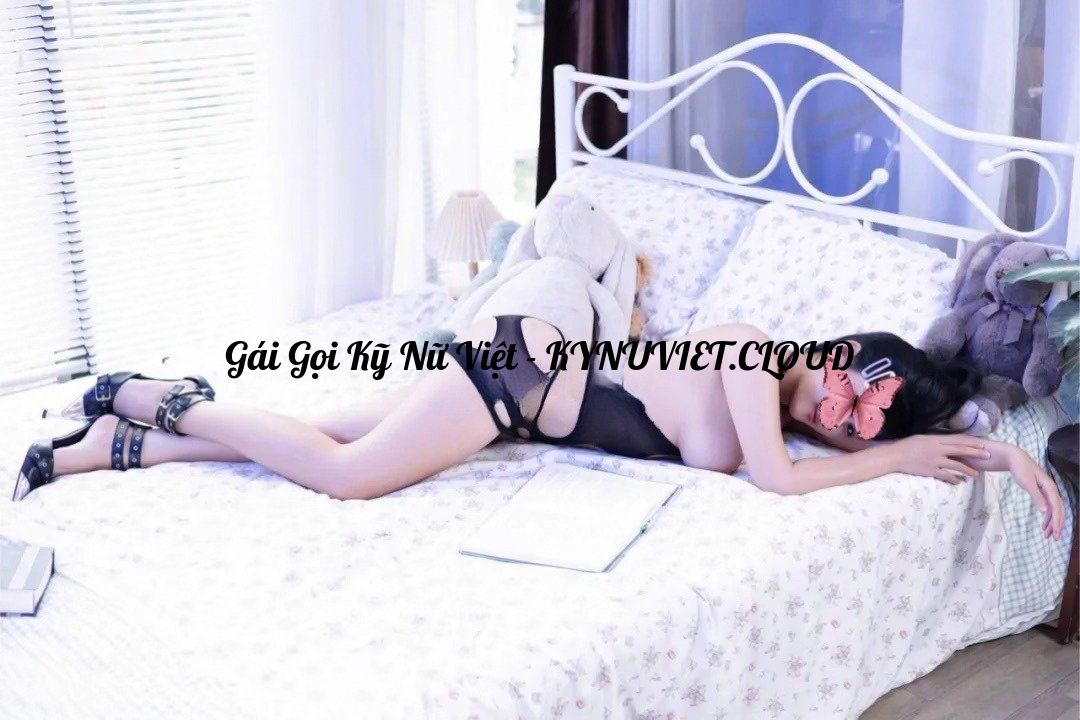 gaigu8 - 1785554561 (2) – Đã sửa.jpg