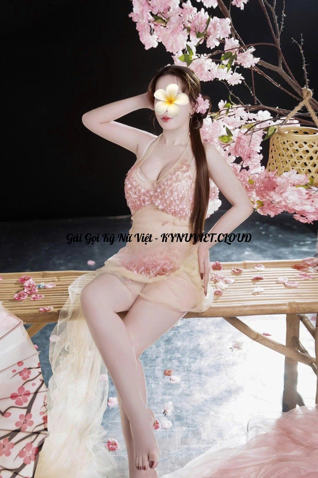 gaigu8 - 1786704988 – Đã sửa.jpg