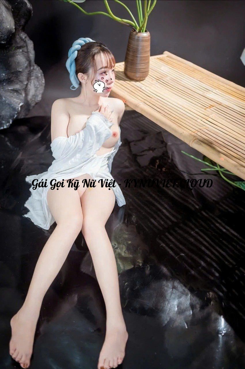 gaigu8 - 1790145428 – Đã sửa.jpg