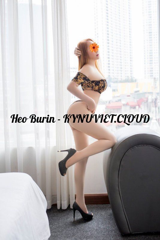 thu-phuong-nu-cuoi-loi-cuon-body-san-chac-va-ve-dep-goi-cam-2073043-original.jpg